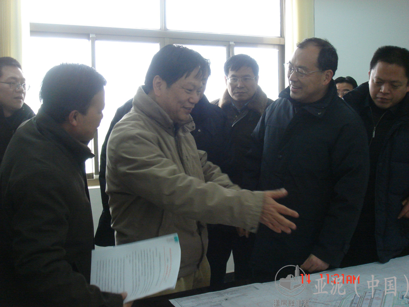 2008年1月14日，武漢市市長阮成發視察湖北亞東